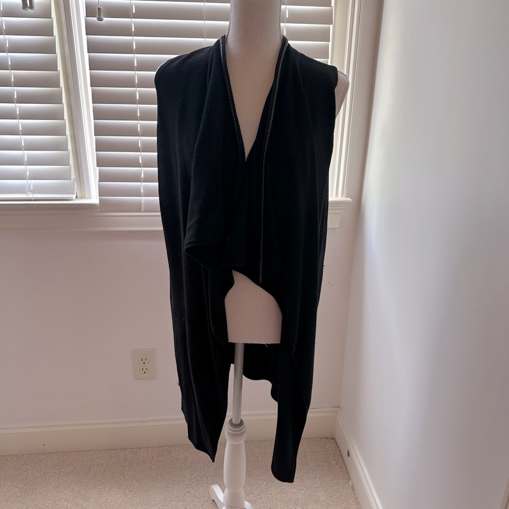 Elie Tahari vest with metal detail size XS